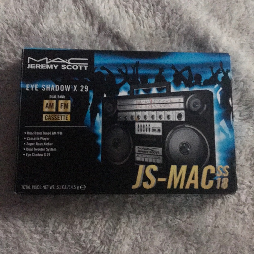 MAC Jeremy Scott Limited Edition Eyeshadow 🎨